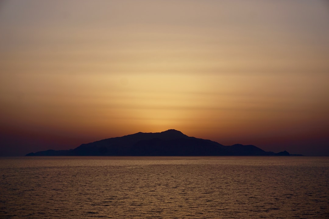 sunset-at-the-island-8OR1P9R85nY.jpg